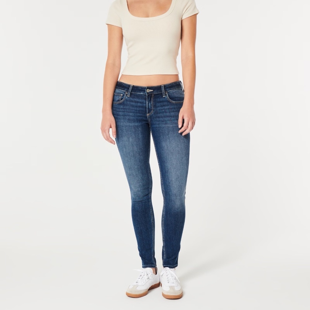 HOLLISTER CURVY LOW RISE SUPER SKINNY JEANS
